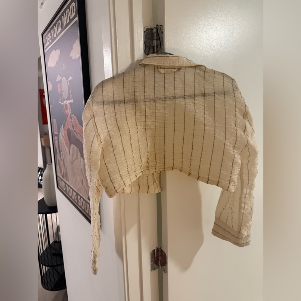 Zara Cream and Black Striped Shirt and short - Picture 7 of 16